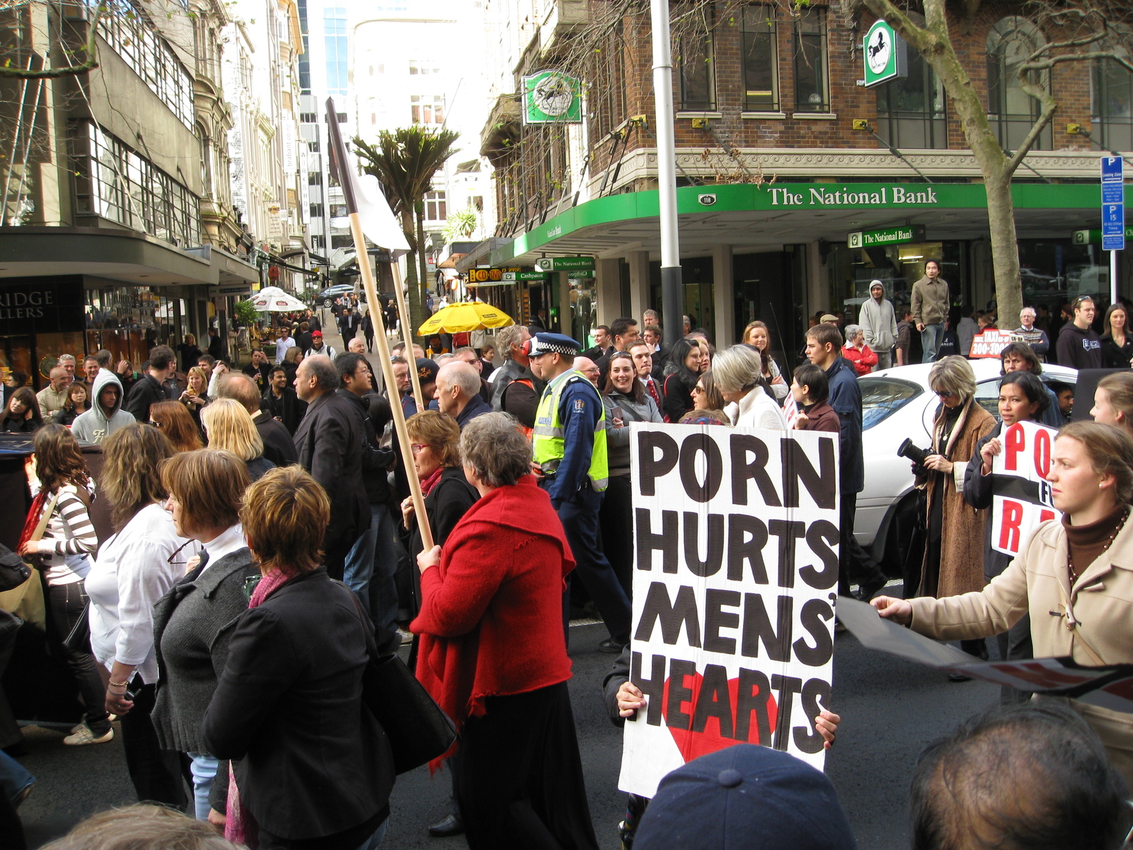 Both sides of the debate can be oversimplified, painting the effects of porn as deterministic. Travis Wiens/Flickr (CC BY-NC-ND 2.0)