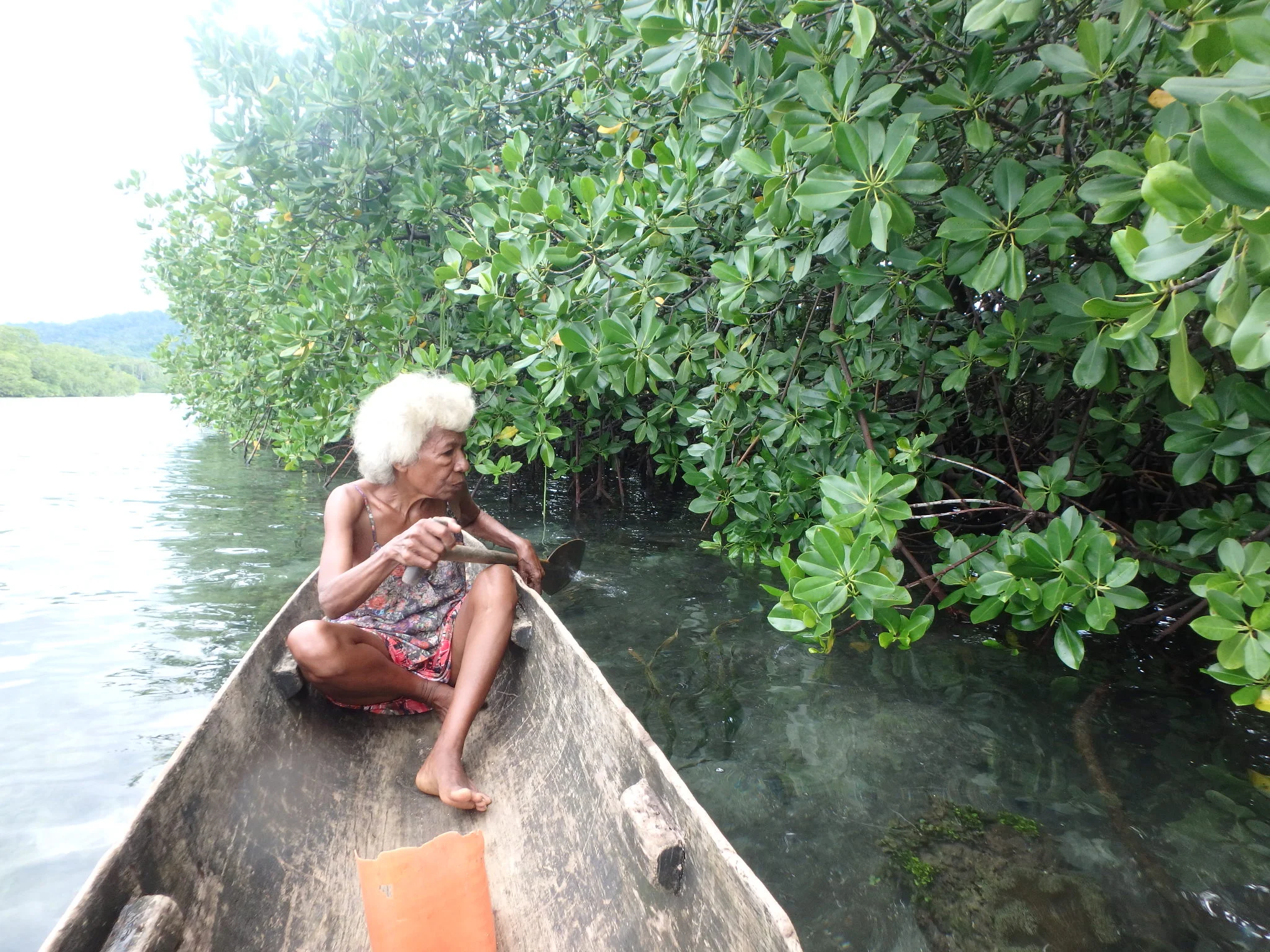 Sheridan Rabbitt touring protected areas with research assistant Betsy. © Sheridan Rabbitt