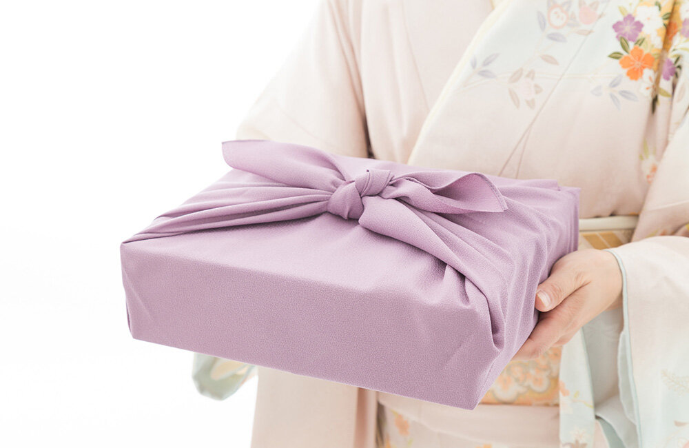 Who Invented Gift Wrapping? Learn the Origin of the Tradition