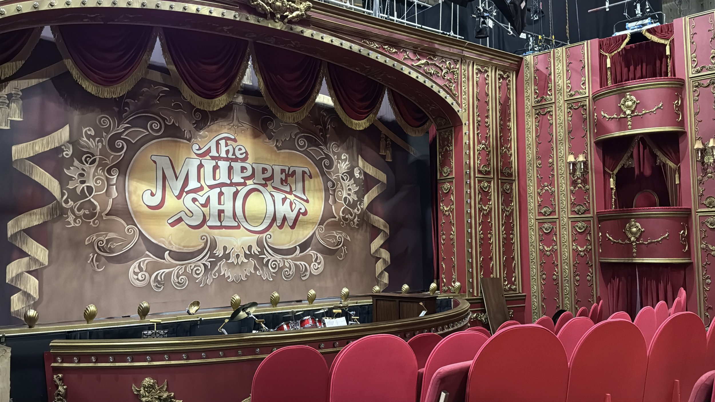 MuppetShow_Theater_After_Fox-10.jpg
