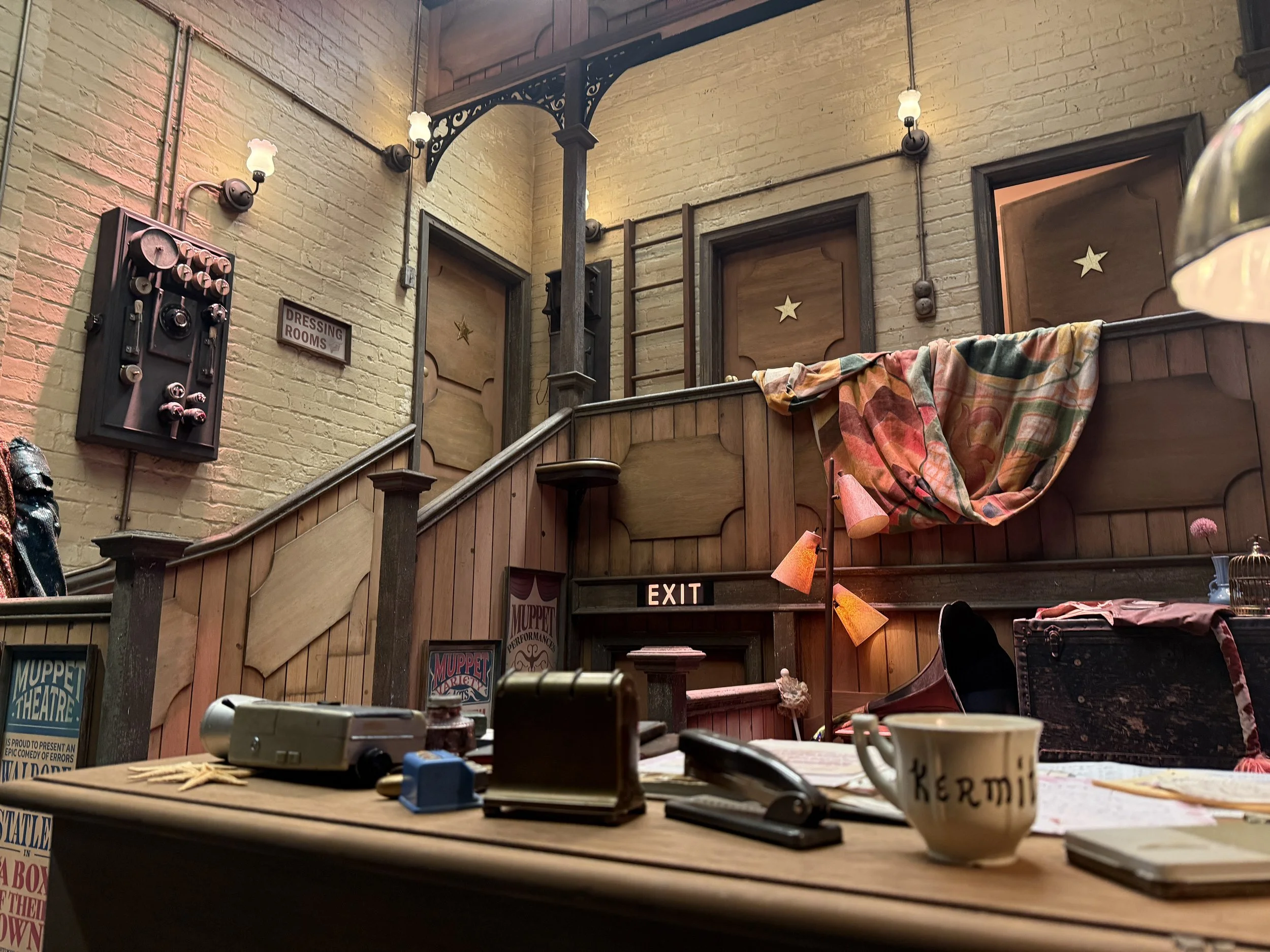 Backstage_KermitDesk_TheMuppetShow_BBARTON.JPG