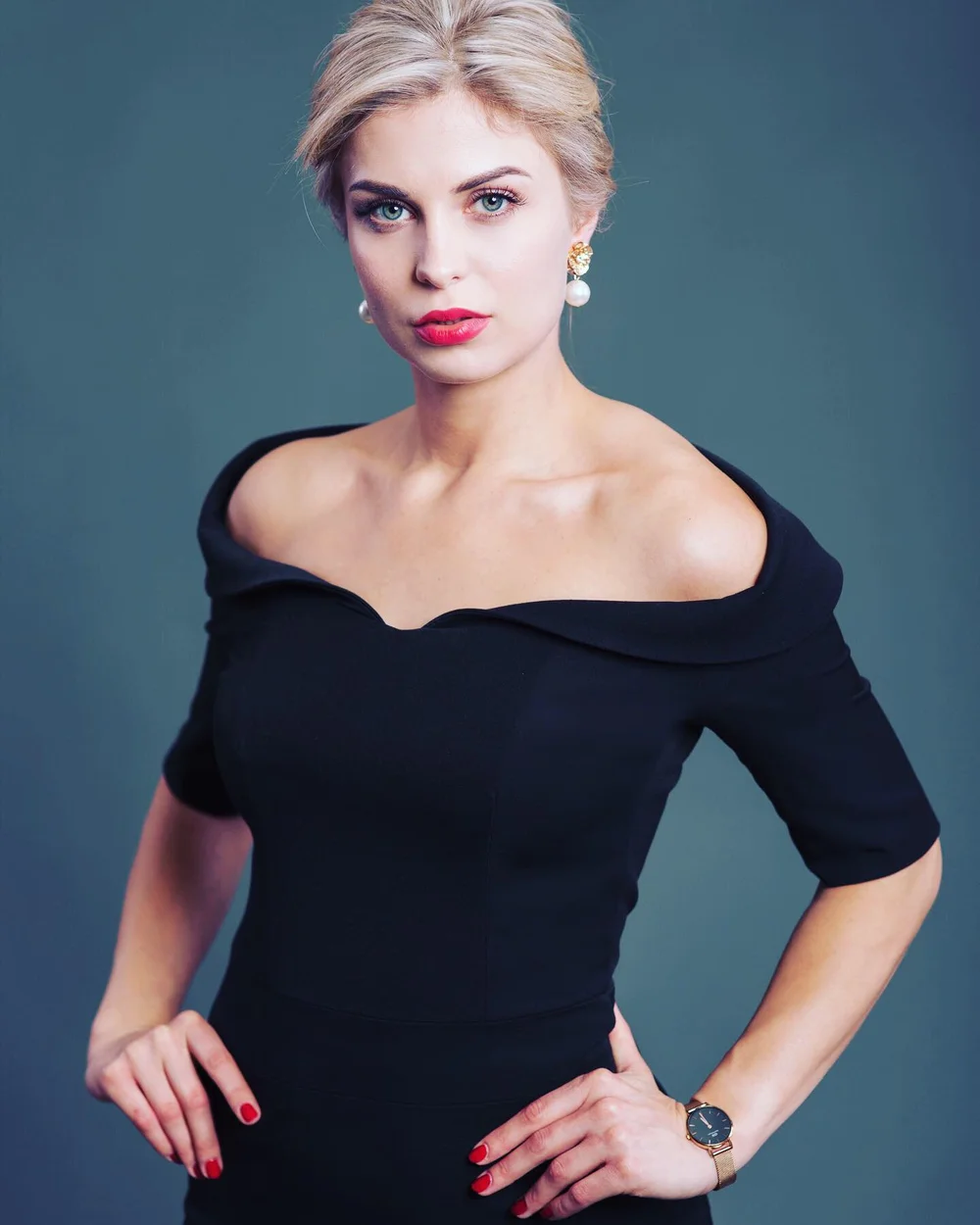 green emerald velvet dress Hobemty Women's Funeral Sheath Dress Knee Length Work Pencil Dresses Small  Black at Amazon Women's Clothing store main image 0