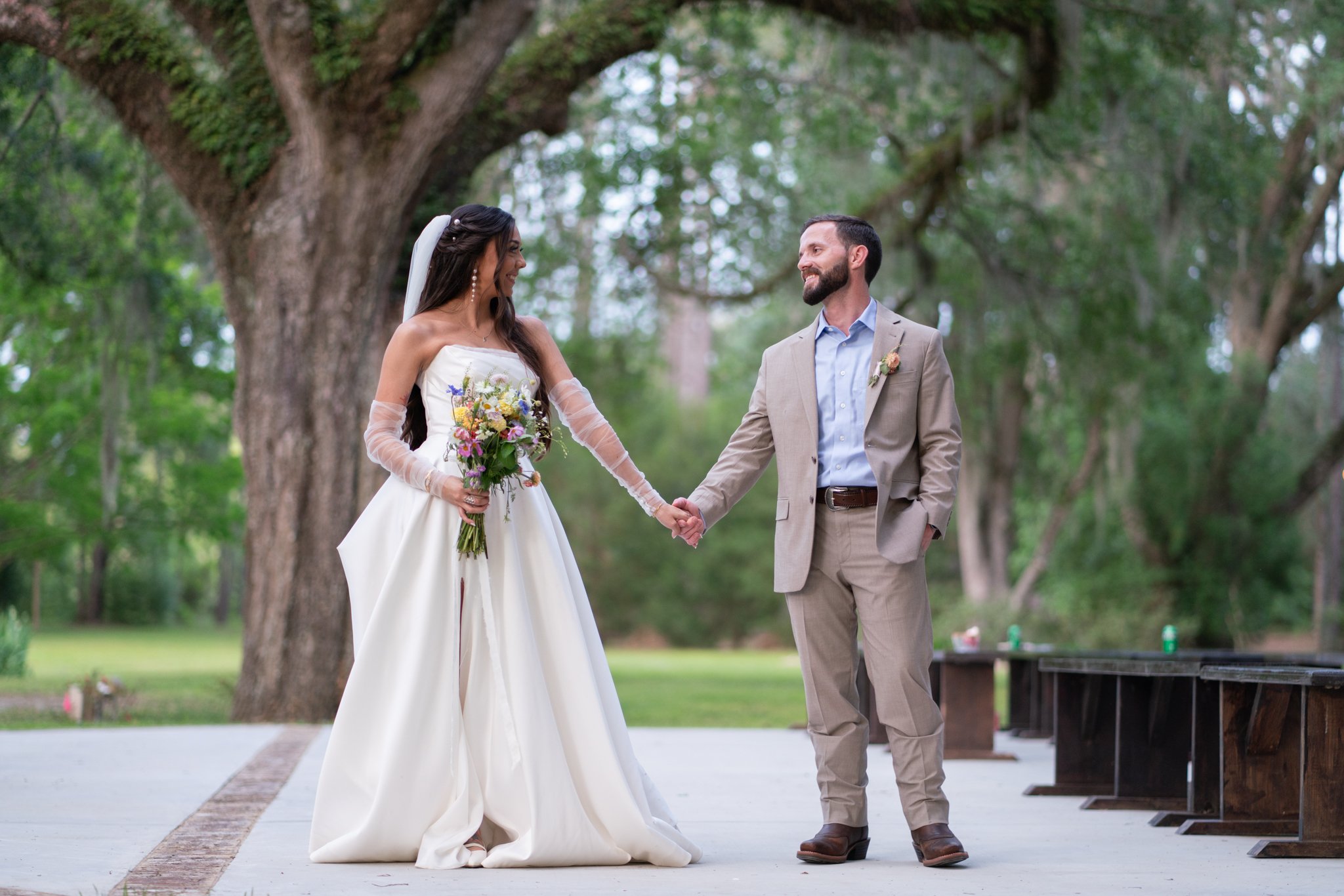 Our wedding sneak peek (15 of 20).jpg