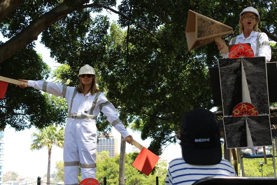 Anna Macleod &amp; Wendy Murray perform 'Dam Empty? Damn Right!', November 30, 2015.&nbsp;Photo: Molly Wagner&nbsp;
