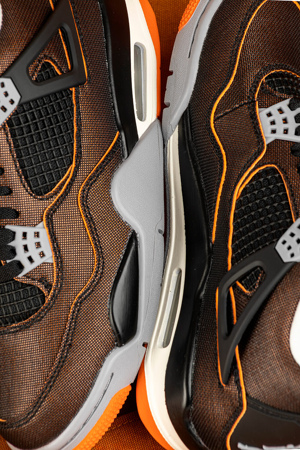 Women Air Jordan 4 Retro SE "Starfish" Release — Foosh