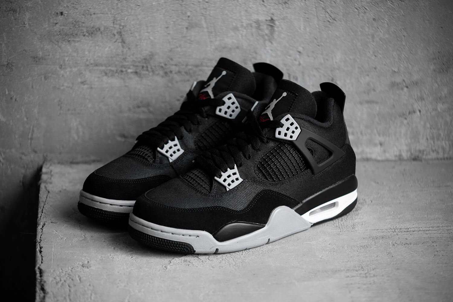 The Air Jordan 4 “Black Canvas” will Shock Drop tomorrow‼️😱🤯 **NO SIZES  10-14M AT ALL** (7M-9.5M, NO SIZE 9 & A COUPLE HUGE