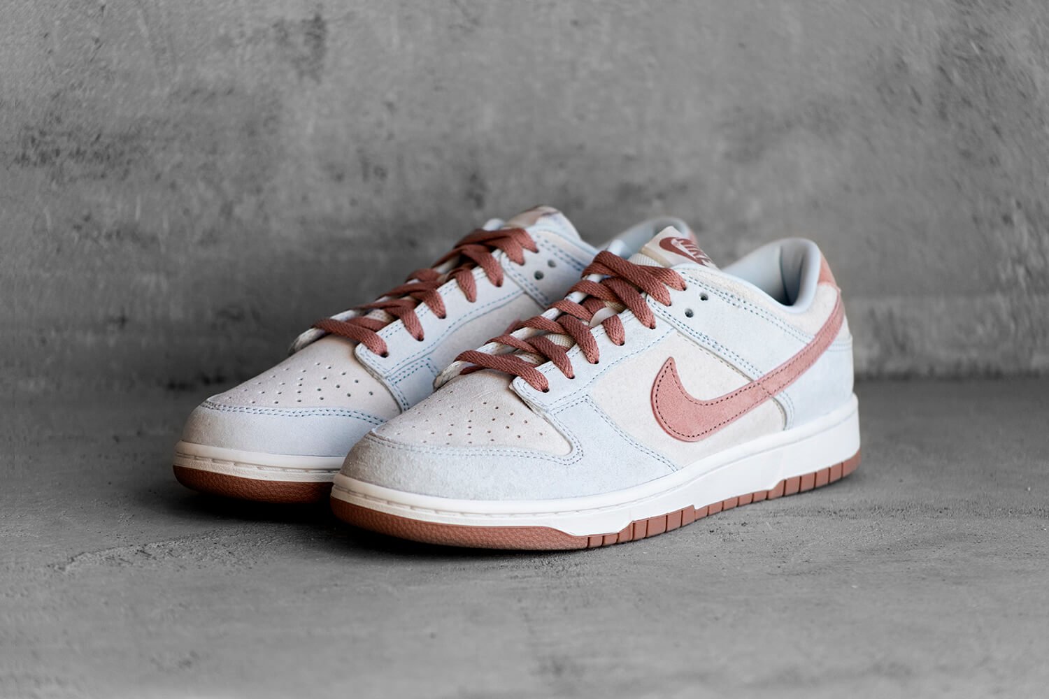 Nike silver deals rosse