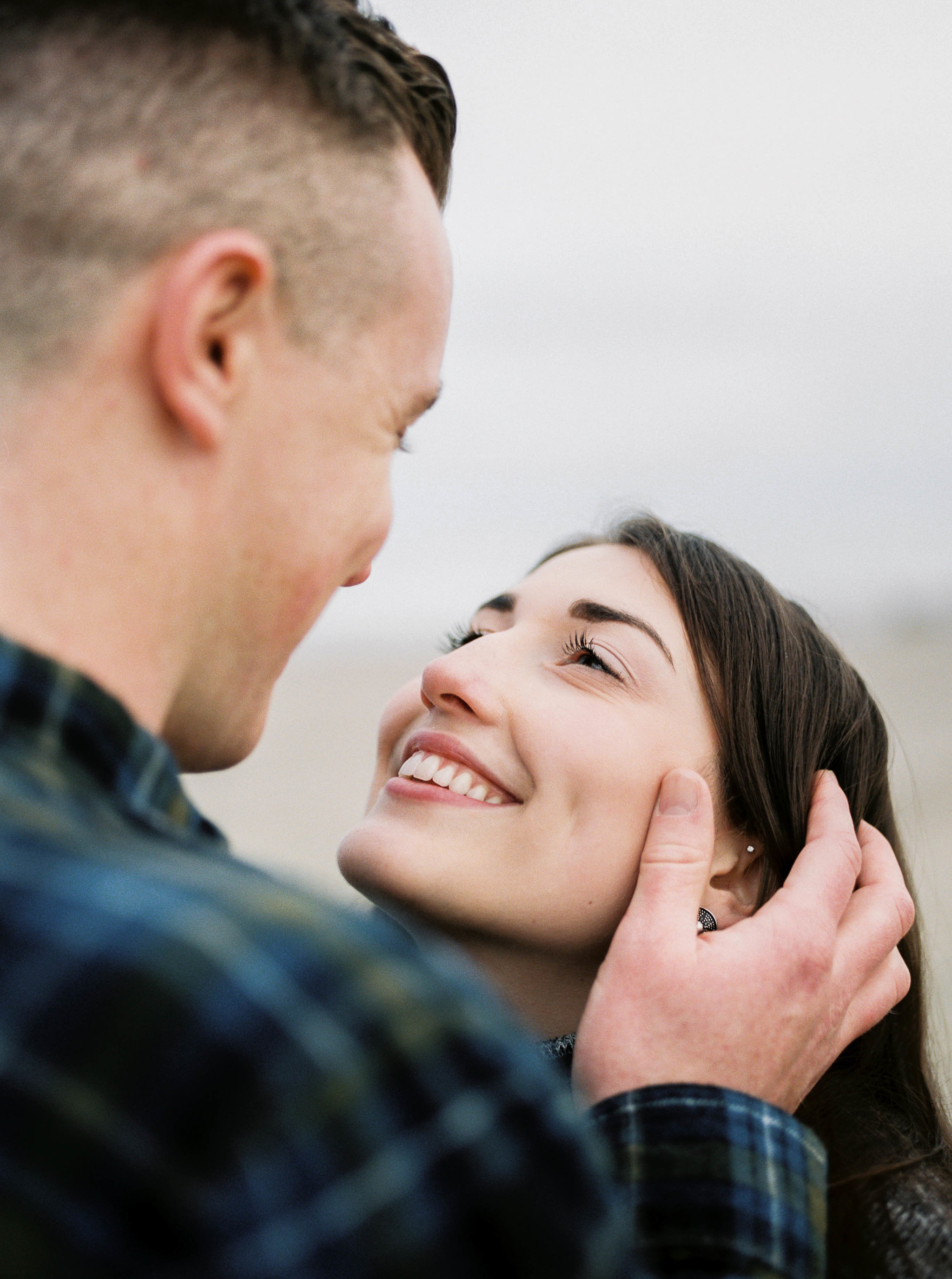 oregon coast engagement photographer