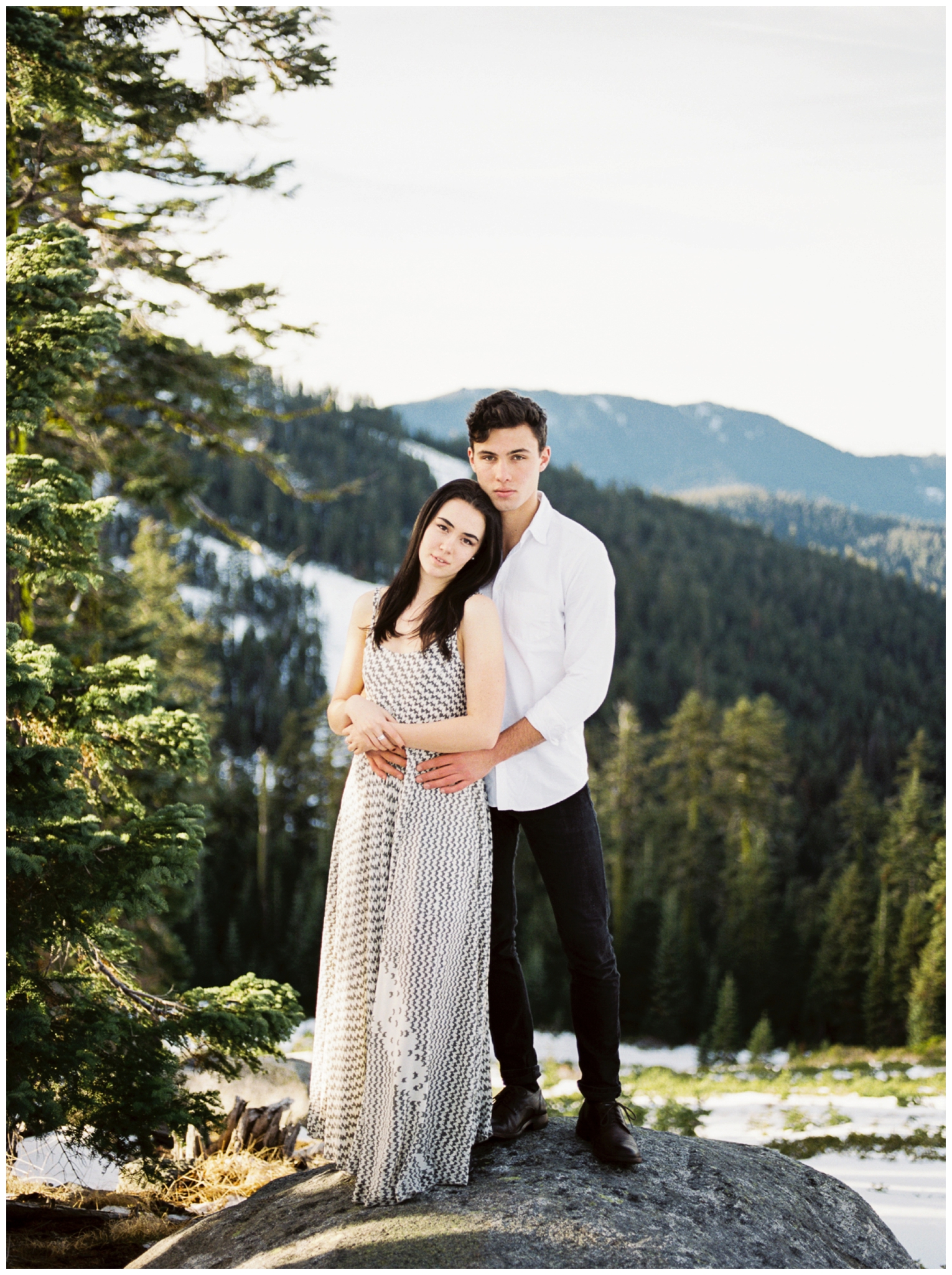 winter engagement session inspiration by juliet ashley photography