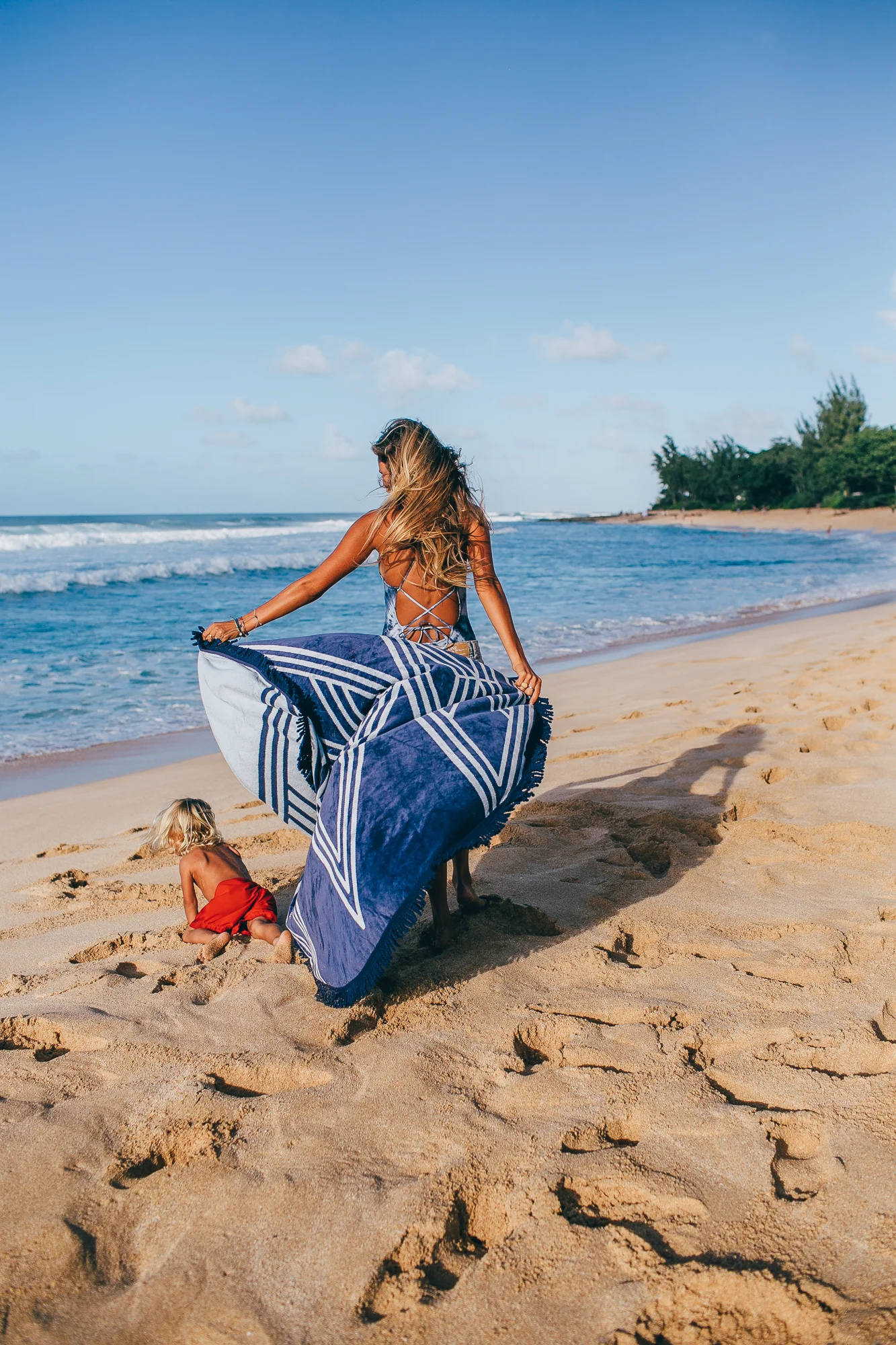 all photos are by my beautiful friend @hbgoodie! She is amazing.. if you're on the island you need to get your photos done with her! You don't even realize she's shooting and somehow she makes everything look alive and awesome :)