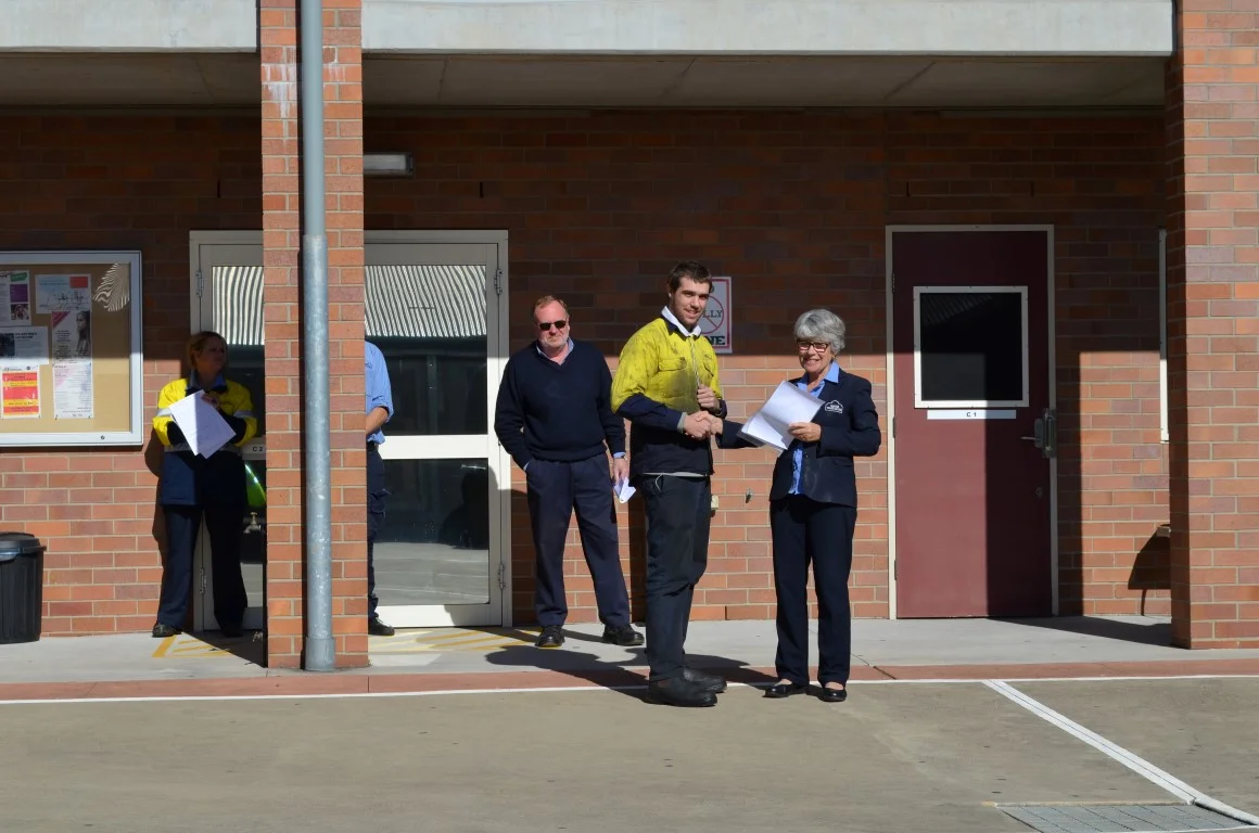 DSC_0018 (Medium).JPG