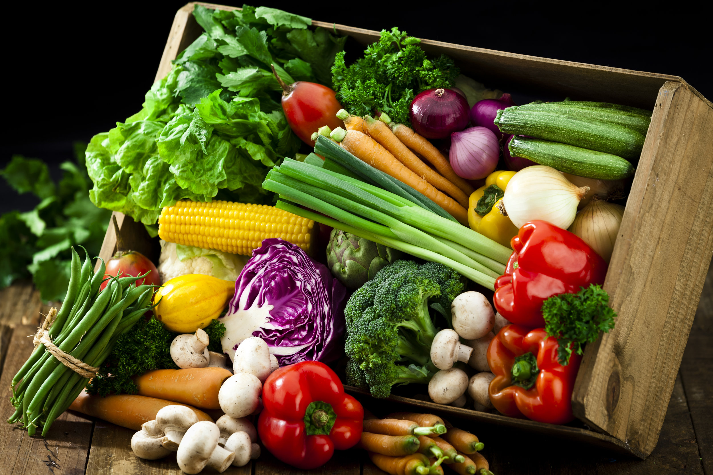 Wooden-crate-filled-with-fresh-organic-vegetables-484152000_5616x3744.jpeg
