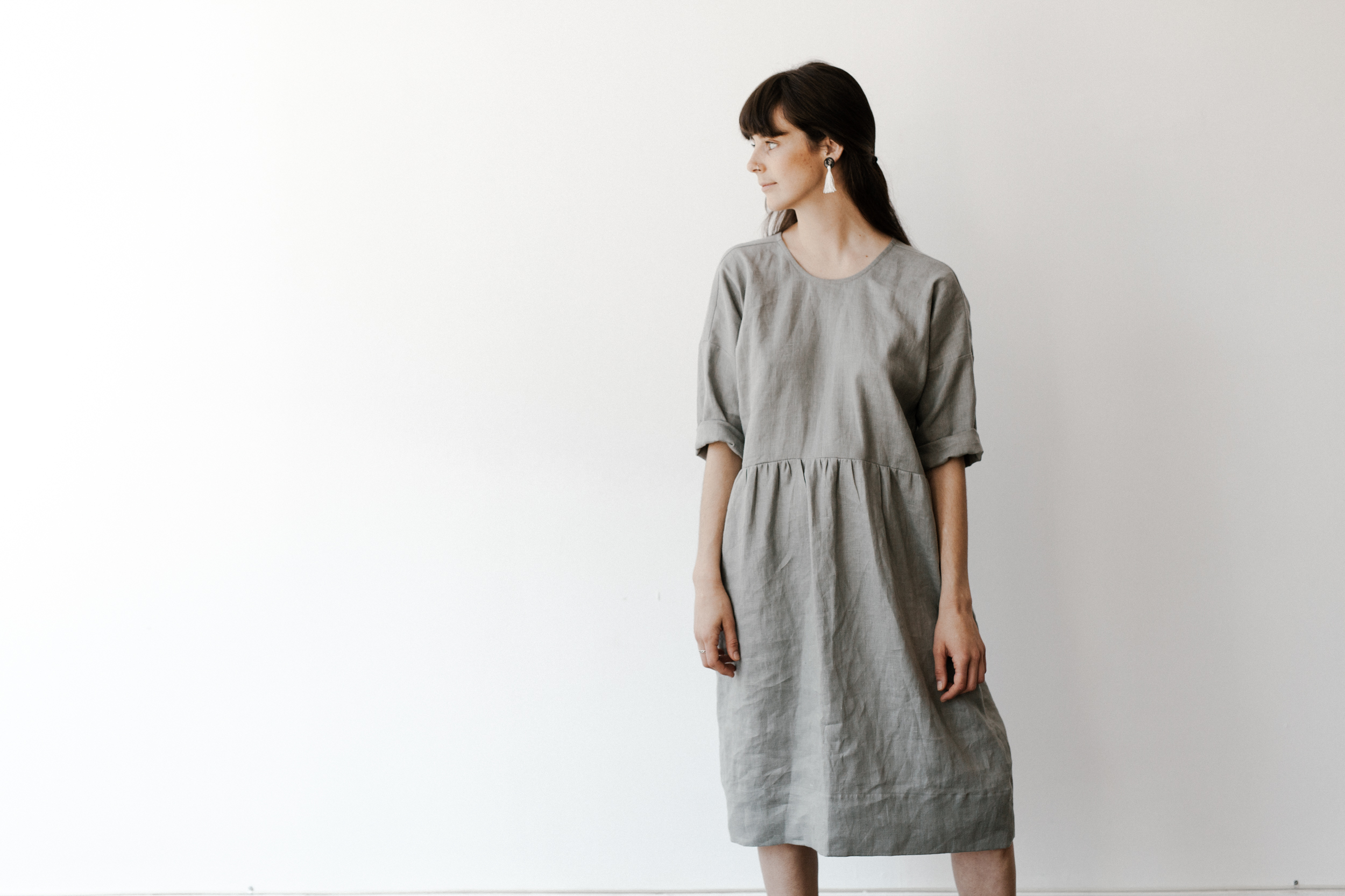 grey linen everyday dress || korinne vader