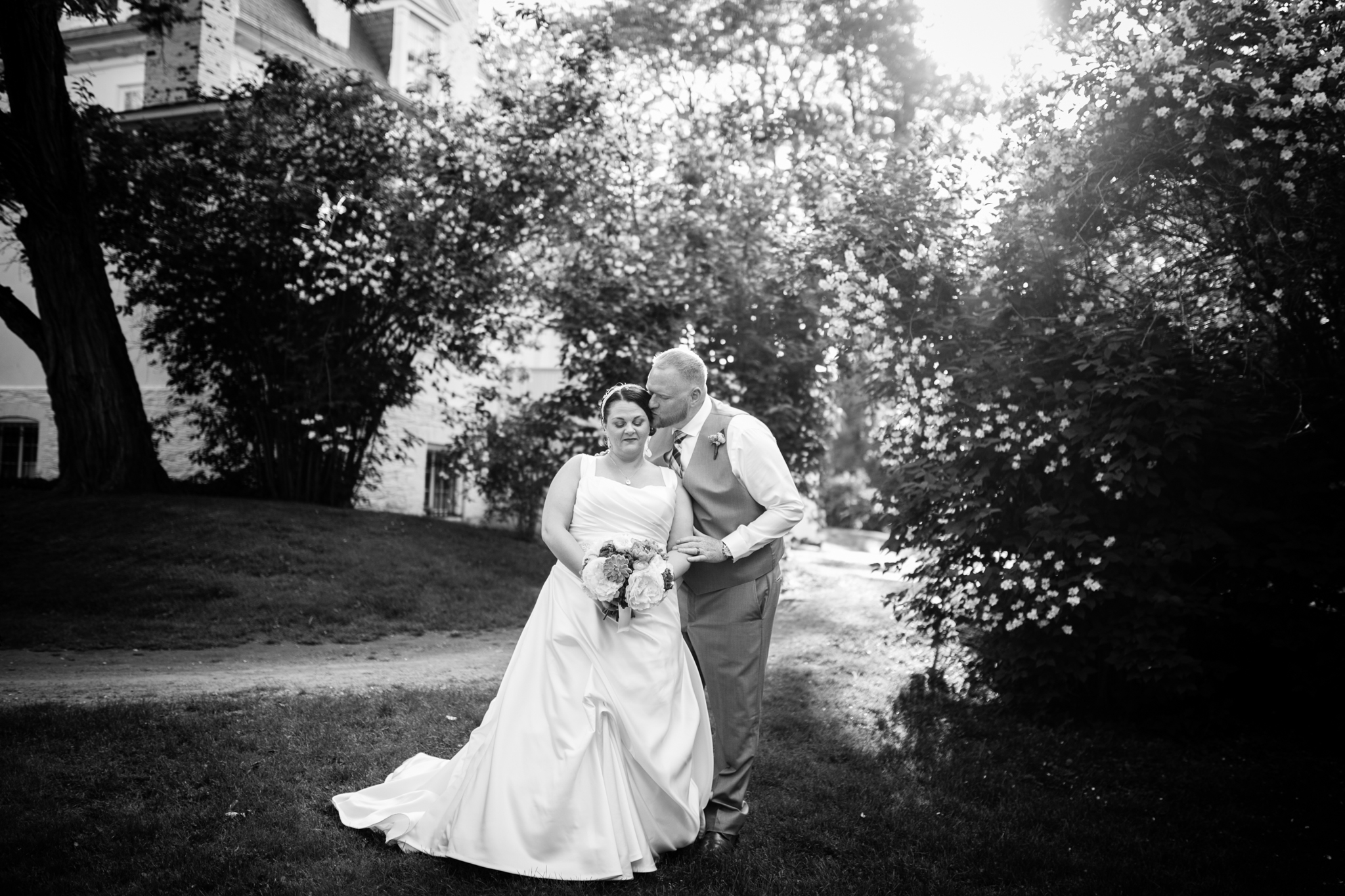 Hudson Valley Wedding Photographer Clermont State Historic Site Sweet Alice Photography 76.jpg