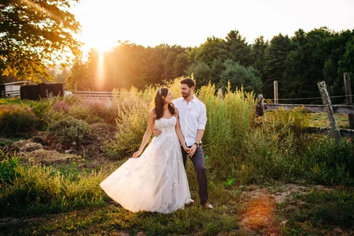 Rustic Ridge View Farm Wedding - Sweet Alice Photography