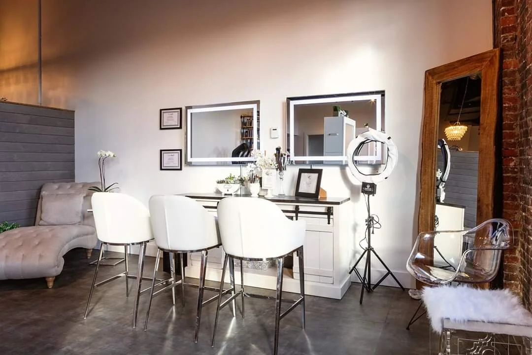 Salon 18.jpg