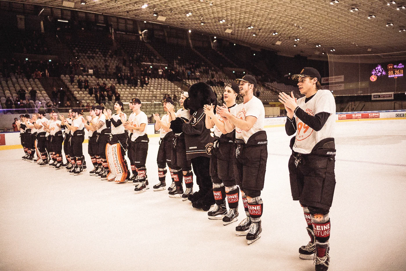 WSI_JK_99ers-A_0023_WSI_JK_99ers-vs-VIECapitals_0150_20171121_JKL03047.jpg