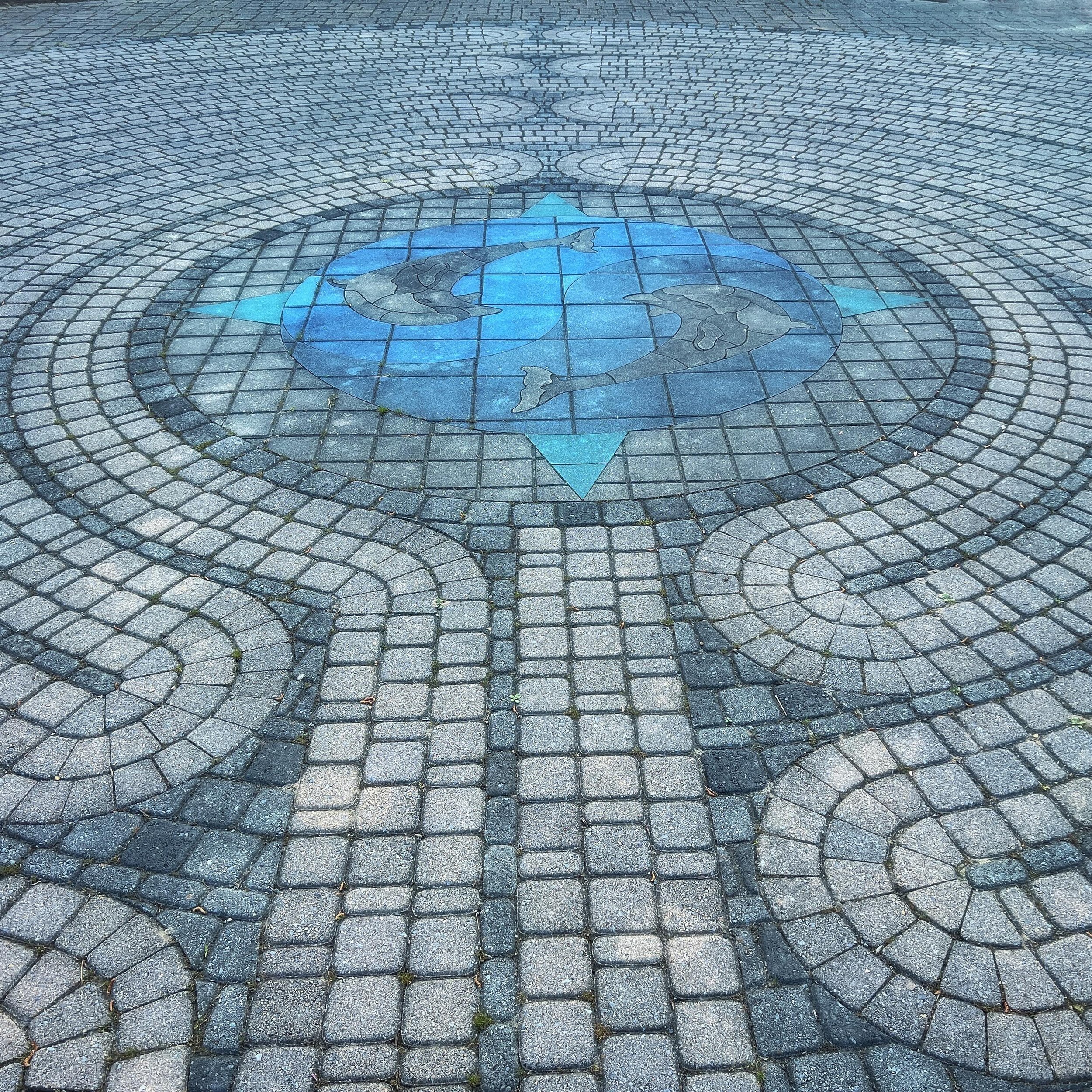 Notice the dolphins in the middle of the labyrinth at Edgar Cayce&rsquo;s A.R.E. @edgarcayceare - perfect for a labyrinth across the road from the beach. Grateful to have time to walk this while here for a fabulous Sound Healing program with the amaz