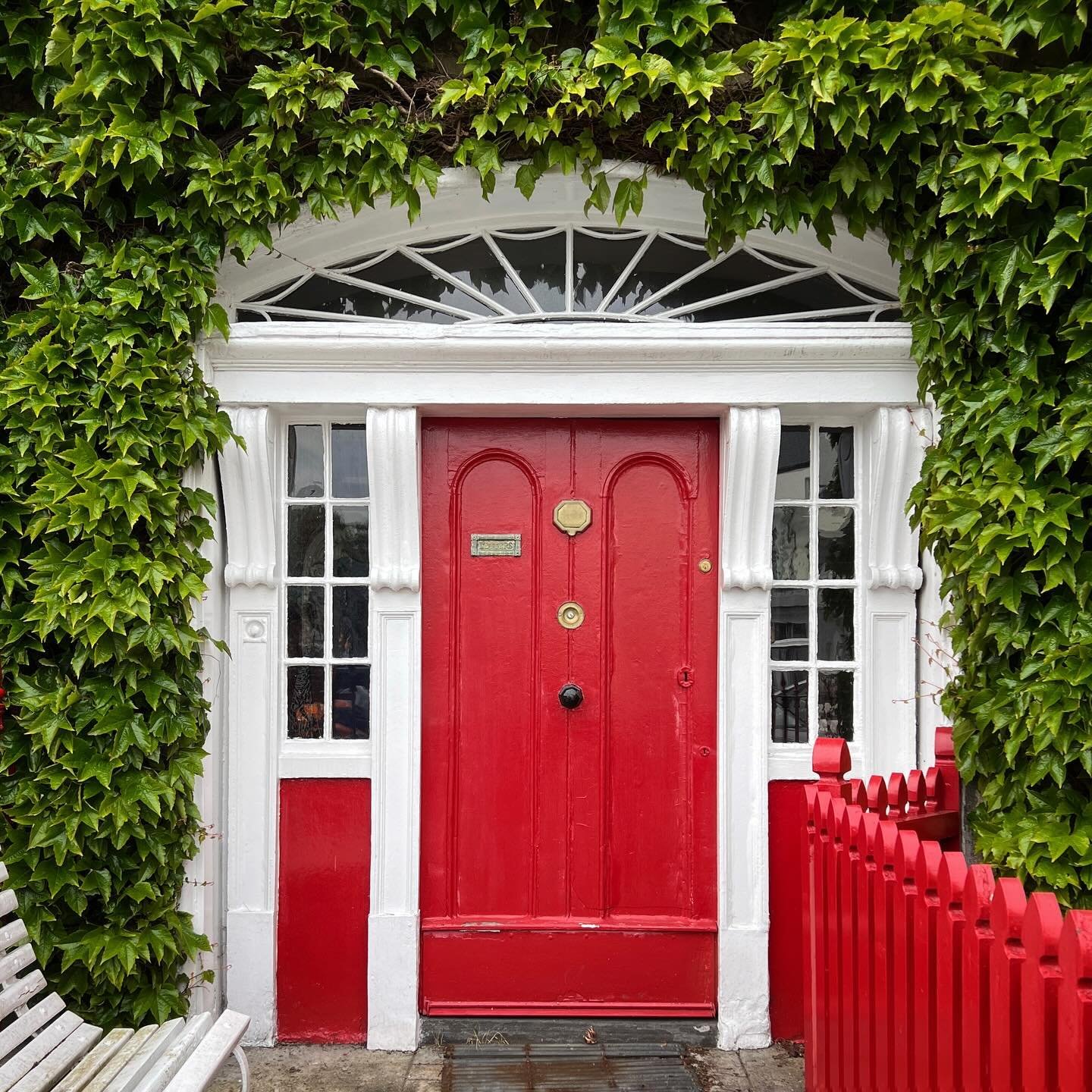 Red Yellow Blue! Doorways of Westport, one of the excursions on the Essence of Mulranny retreat. Love the brightly colored doors! #doorsoftheworld #essenceofmulranny