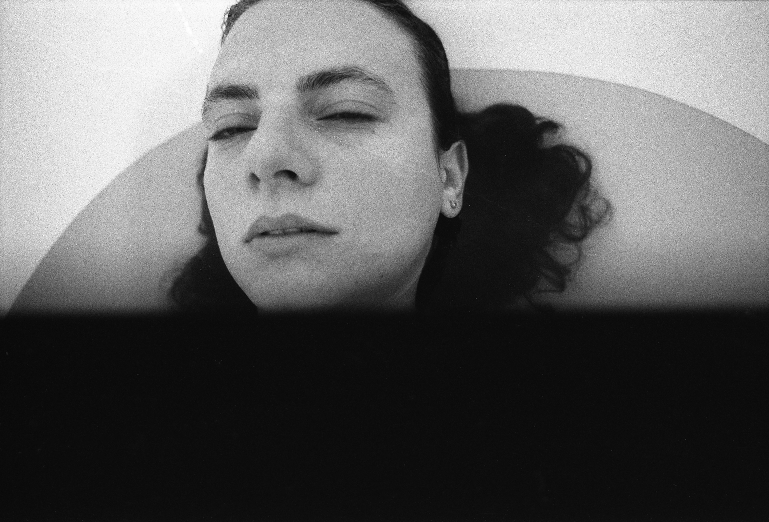 Sonia, 2000