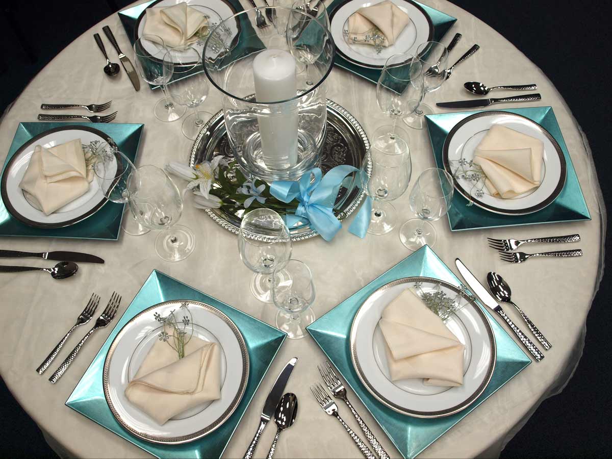 formal-place-setting-round-table-settings-with-square-runner-google-search-wedding-e311d41e09f9a309.jpg