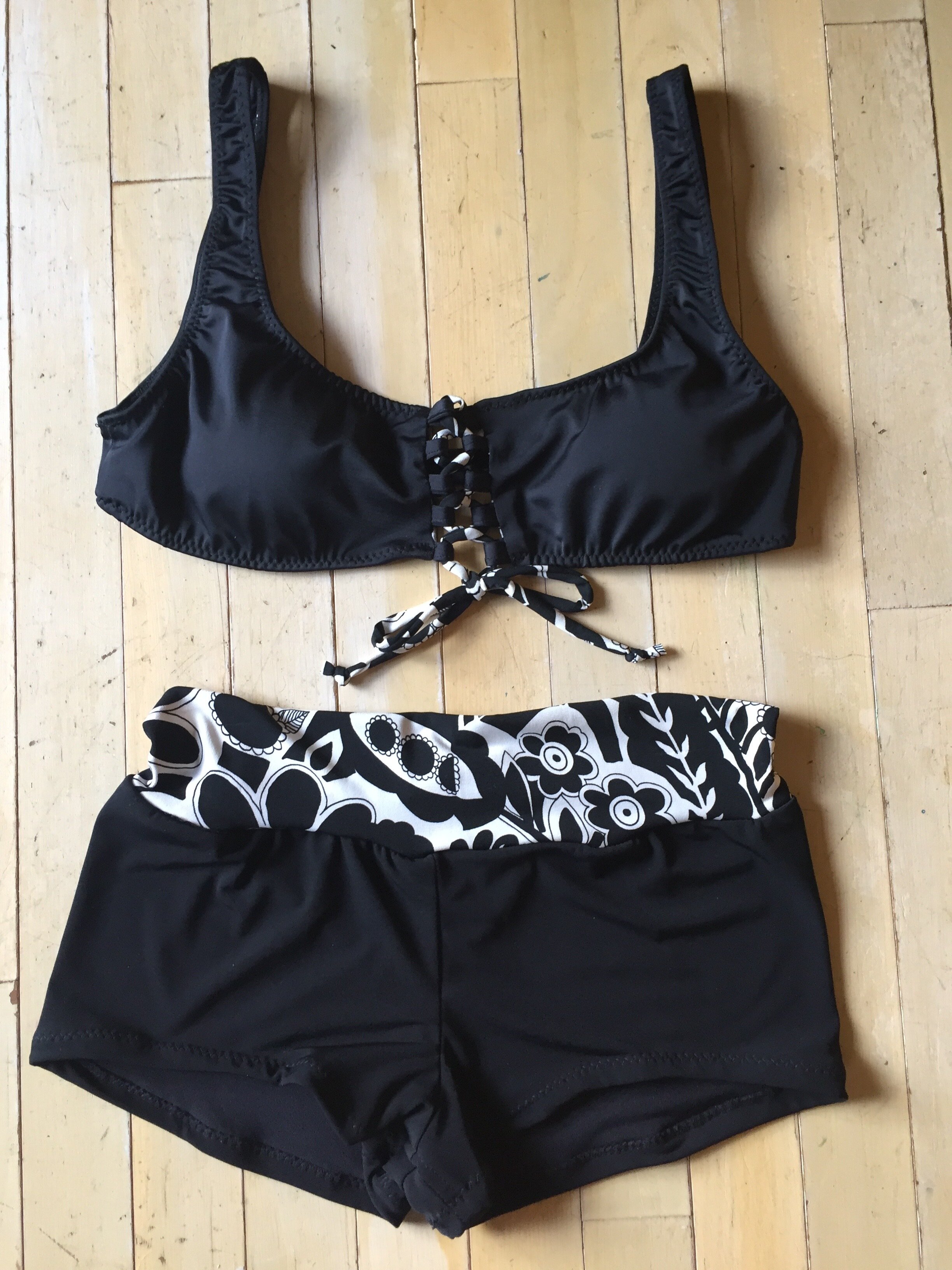 Hamoa Top with Shorts