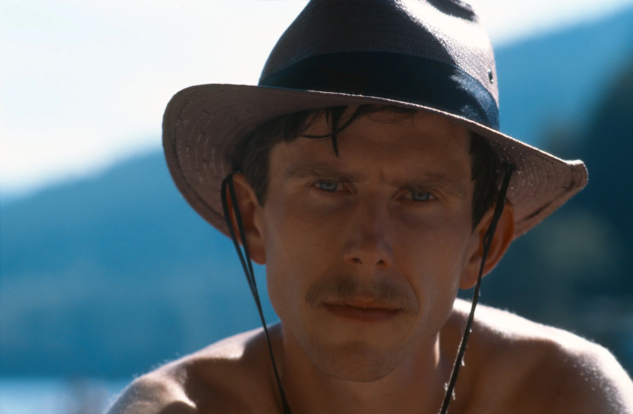 [129]E100R1_023 [GENERIC NEUTRAL].jpg