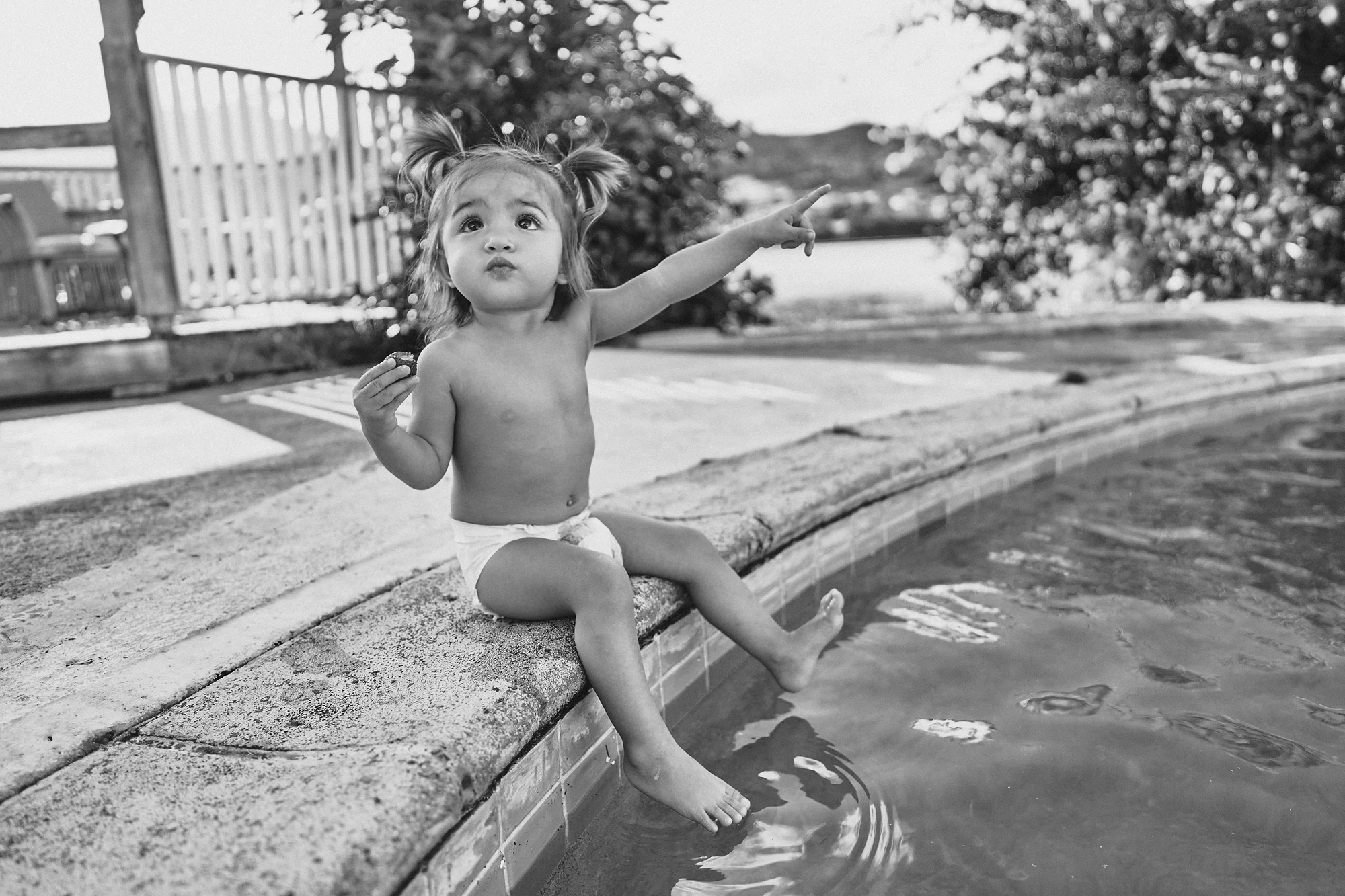 2019 - Jules Strawberry Honest 09 Edited Copy BW.jpg
