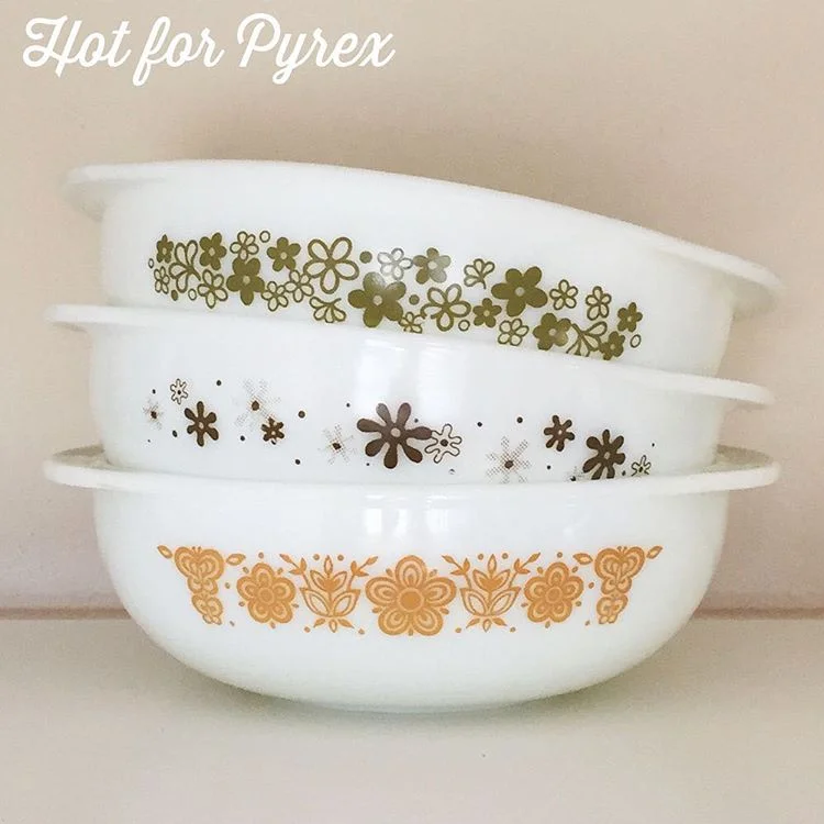 Day 86 of 100 - Stack of 024 2 quart round casseroles. The Spring Blossom and Butterfly Gold casseroles are harder to find. The “amoeba” brown patterned casserole is a rare, unknown pattern. It reminds me of ink spots. #love #hotforpyrex #htfpyrex #pyrexlove #pyrexporn #100hfp #pyrex100 #pyrex #pyrexpassion