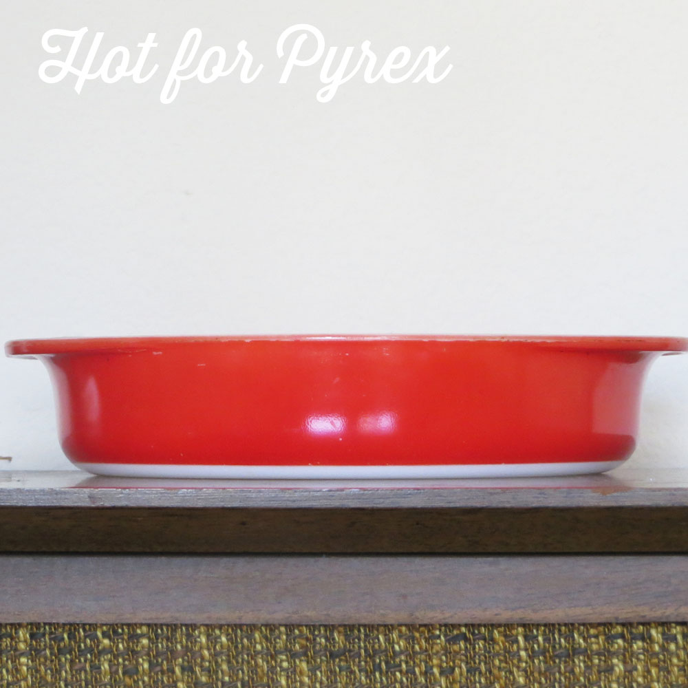 221 Red Cake Pan