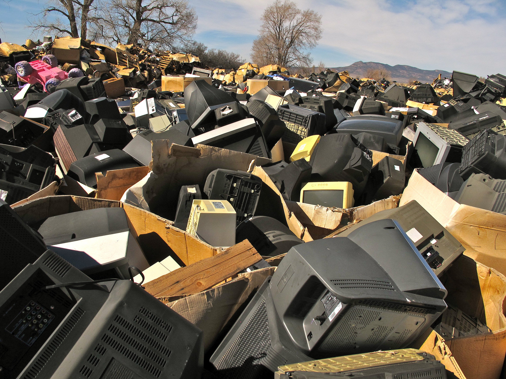 BAN investigators found dumped TV monitors in Utah in 2014