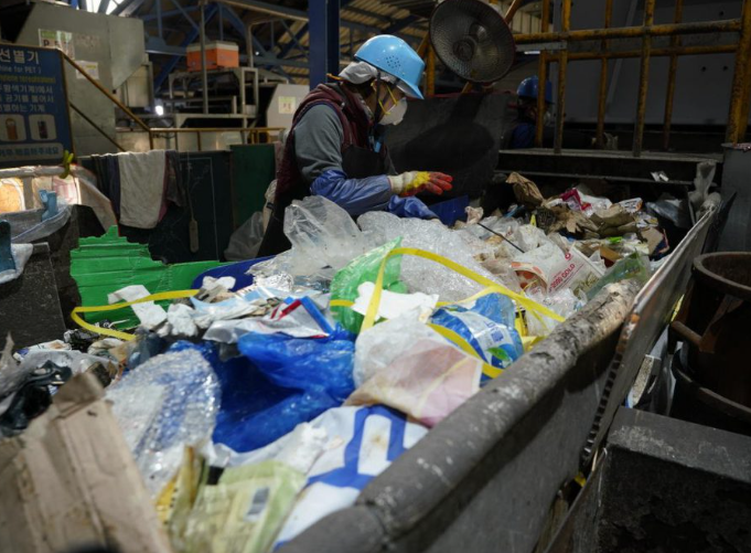 Plastic scrap gains as prime prices rise