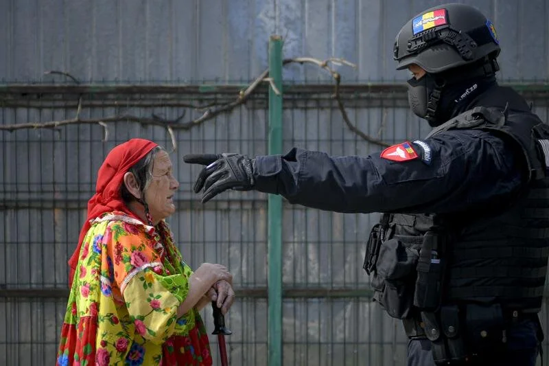 In Romania, ‘modern slaves’ burn noxious trash for a living