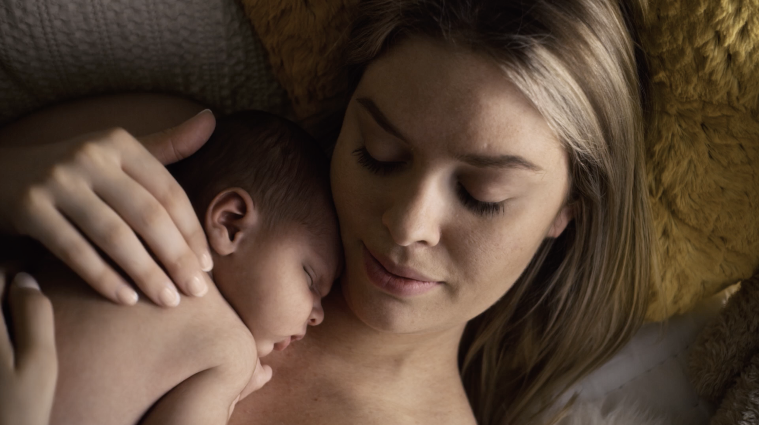 Huggies - A Softer Gentler Hug