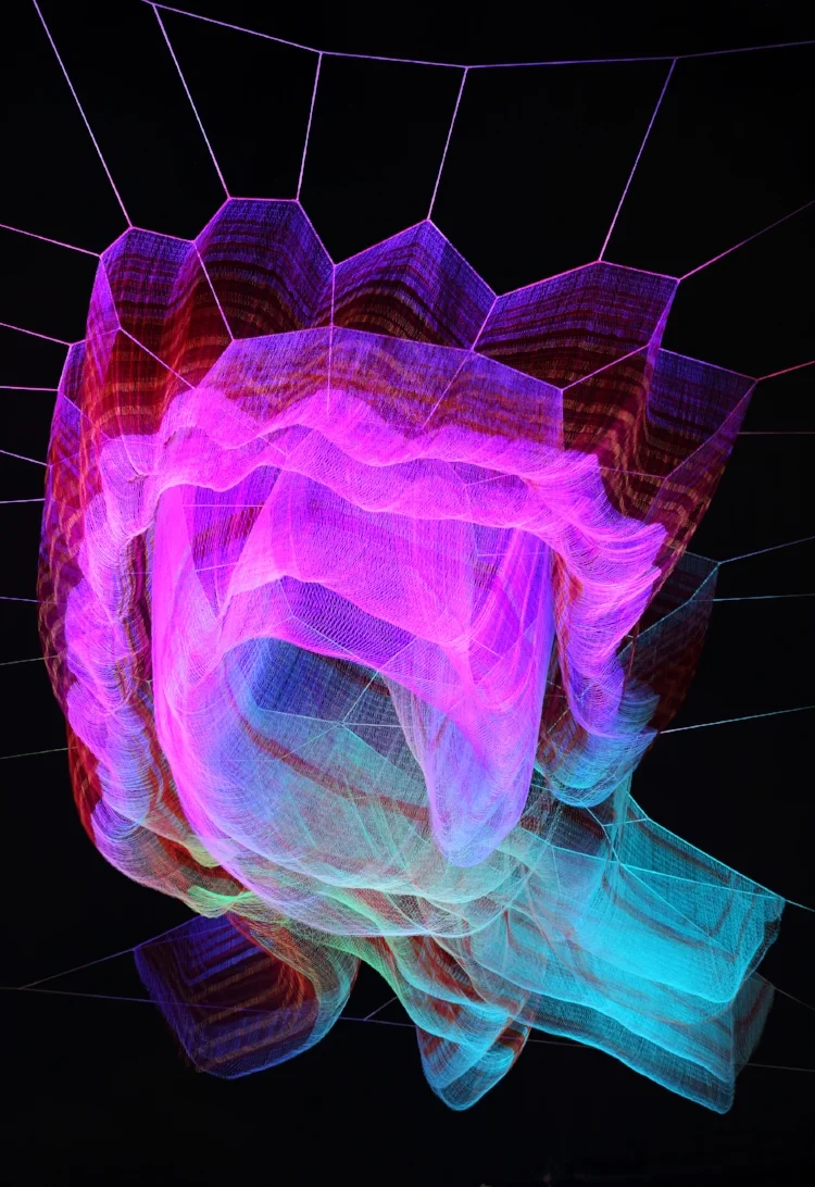 Courtesy Studio Echelman, 1.8 London, London