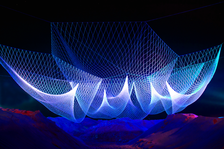 Courtesy Studio Echelman, The Space Between Us, Santa Monica