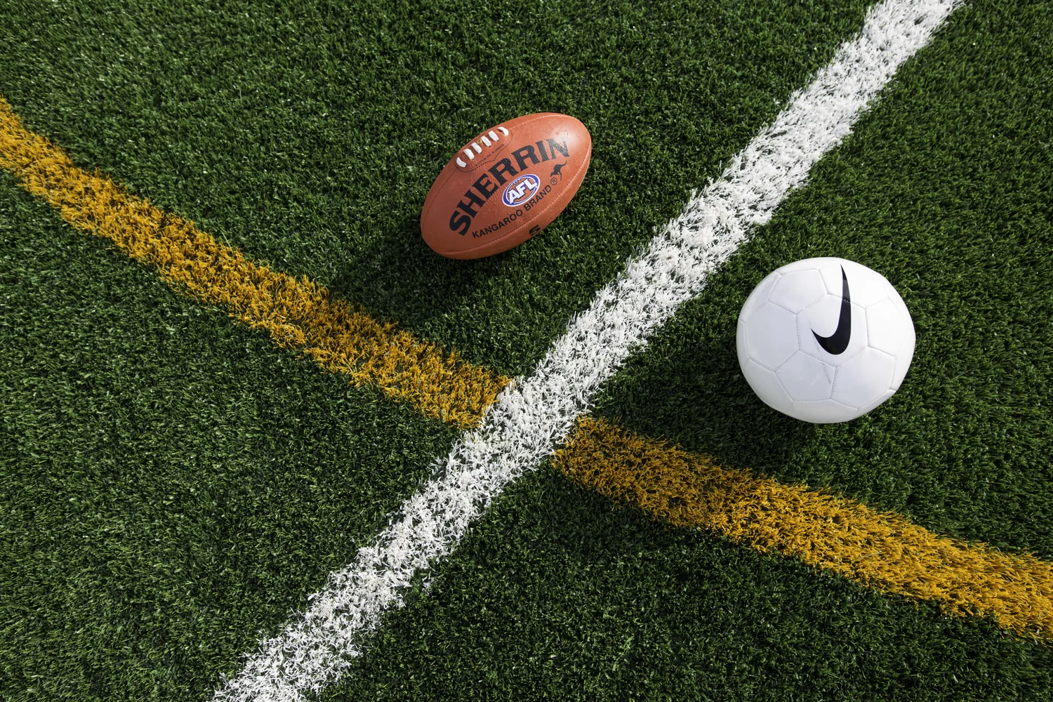 A tale of two extremes