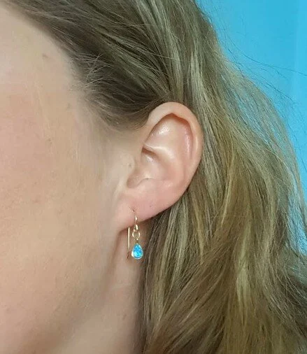 Blue Opal Pear Simple Dropsmodel.jpg