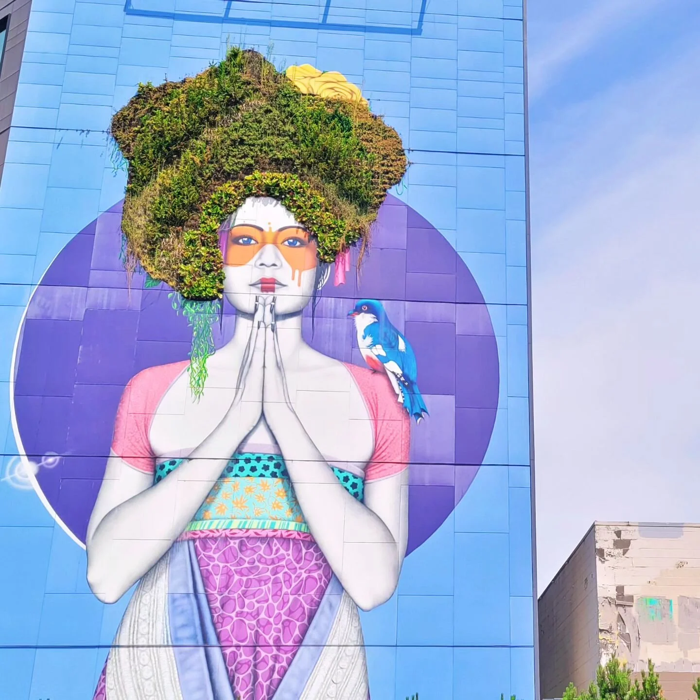 Portland, we love you 🩷 thank you for the fun trip. The incredibly kind and caring community never ceases to amaze me. So many small businesses are able to thrive with your support. We ate, we biked, we enjoyed.

🎨: @findac / @brettcrawfordinc 

#t