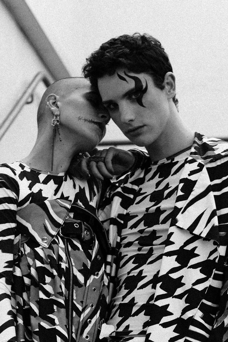 LUCY DICKINSON_GRAD COLLECTION_OLIVIA MROZ_023.JPG