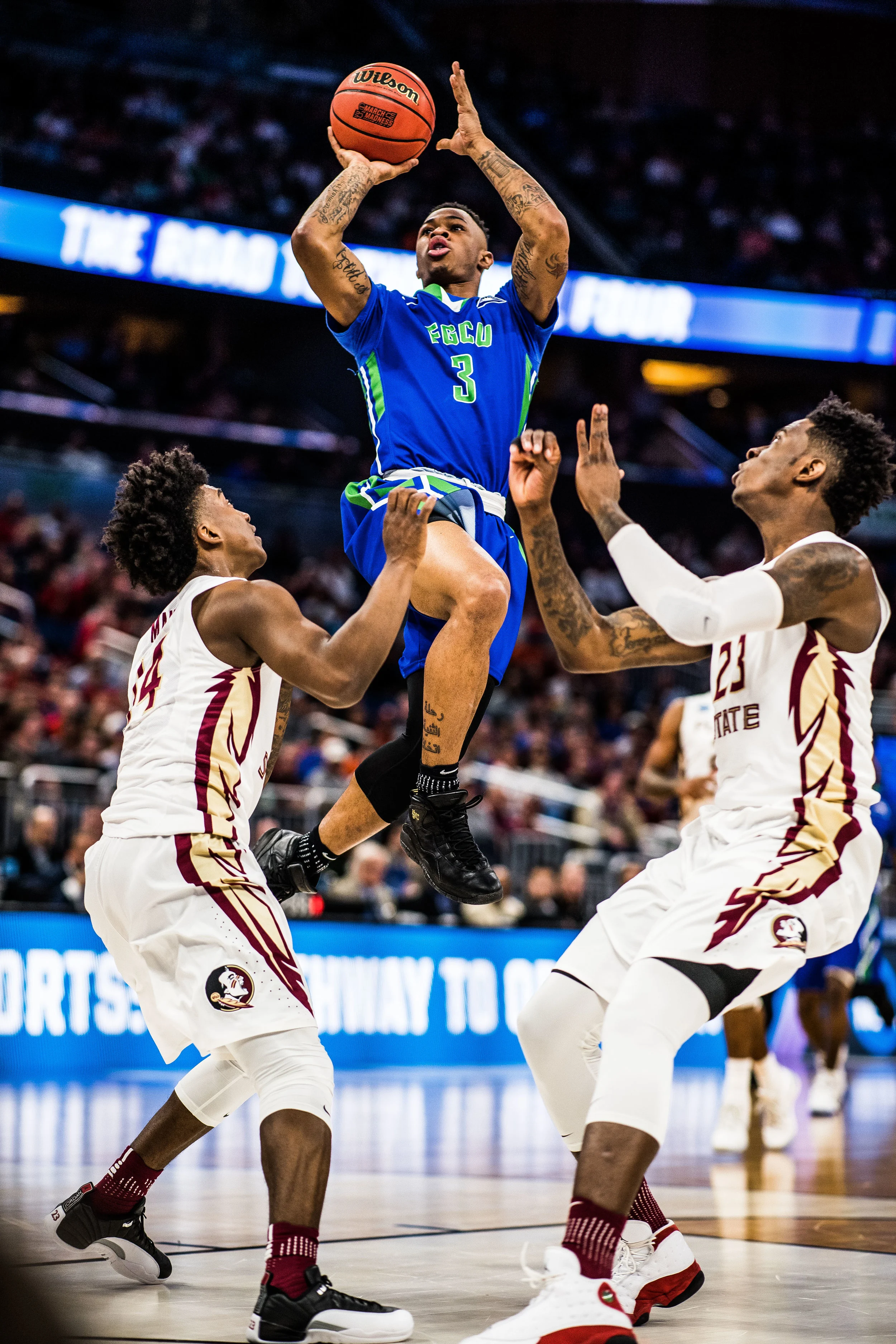 BradYoung_MBBvFSU-041170316.jpg