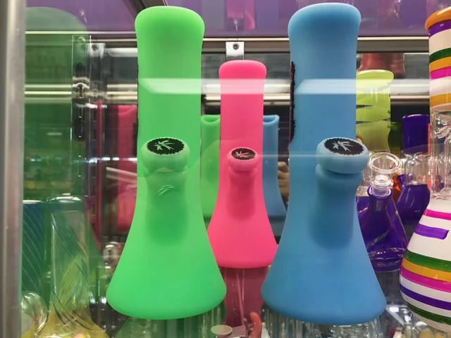 7 Back to School Essentials for Stoners