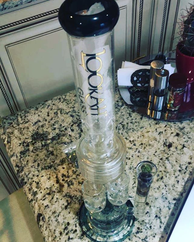 A customer happy with their purchase thanks @mayor_garebachov for the purchase and enjoy this beautiful glad piece of art @euphoriabellmore #glassblowing #waterpipenotbong #psychedelic #euphoria #lookahglass #stoners #420 #710 #weedstagram420