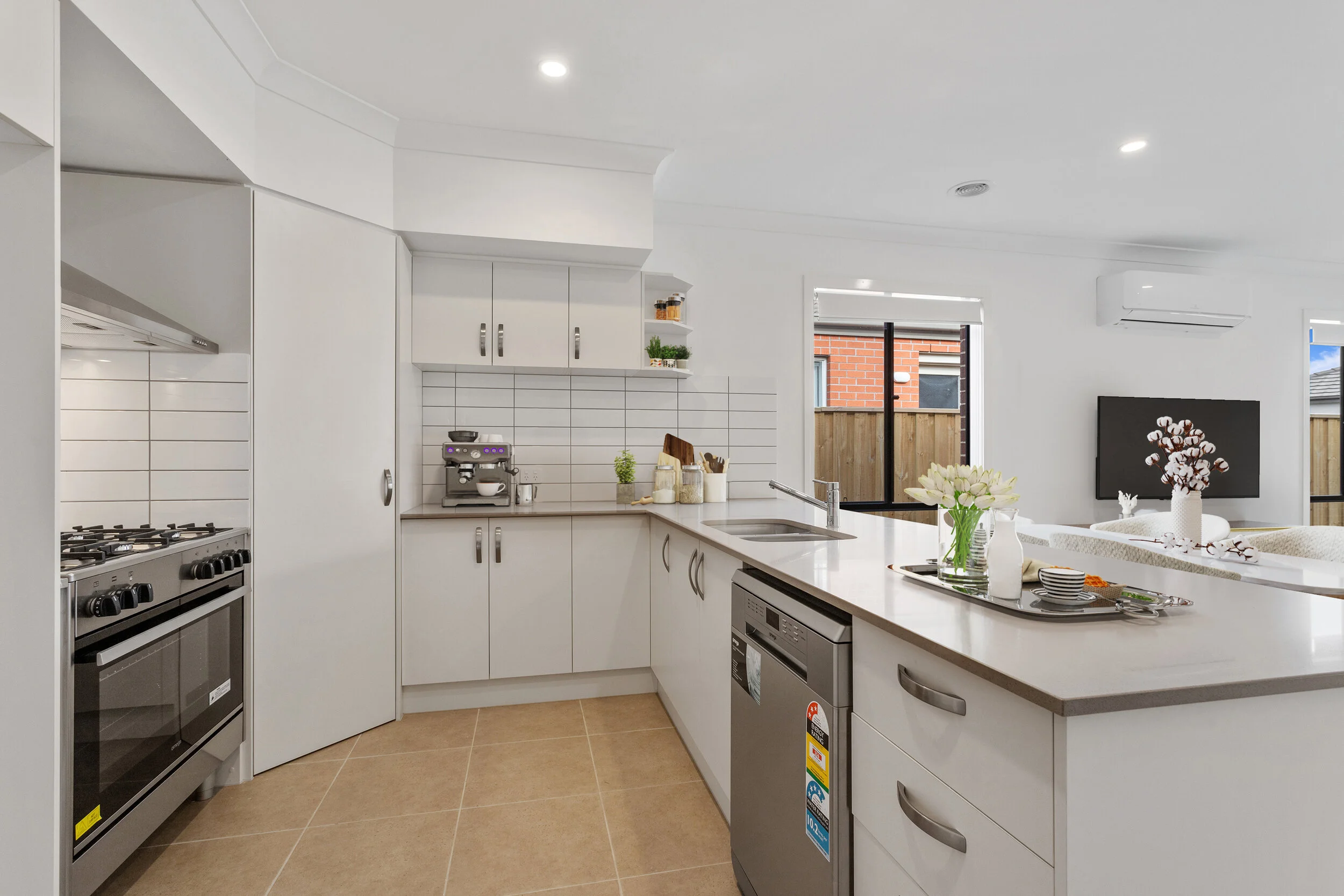 Kitchen_final (1).jpg