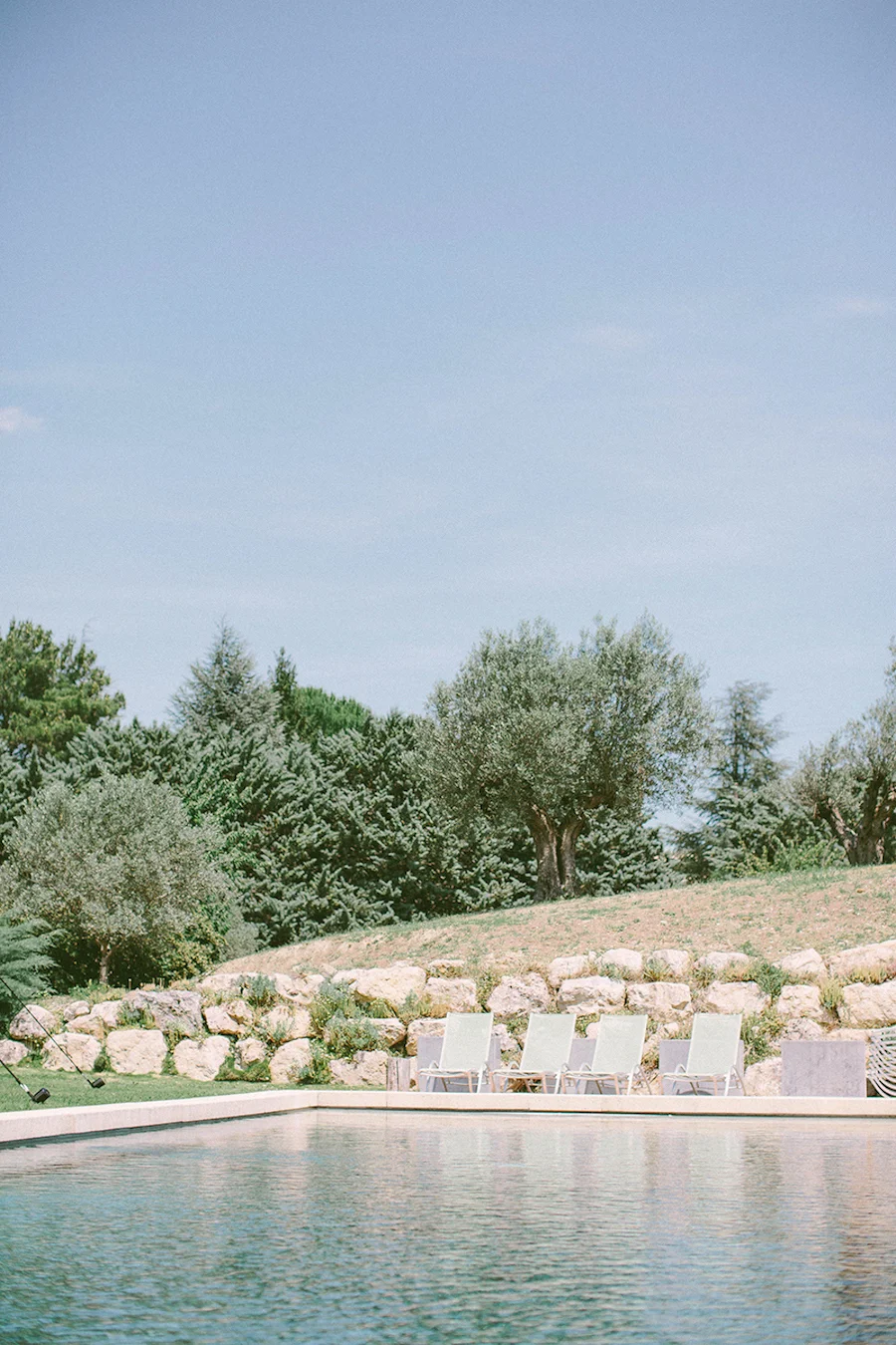 saya-photography-wedding-elegant-romantic-venue-provence-lourmarin-le-galinier-.jpg