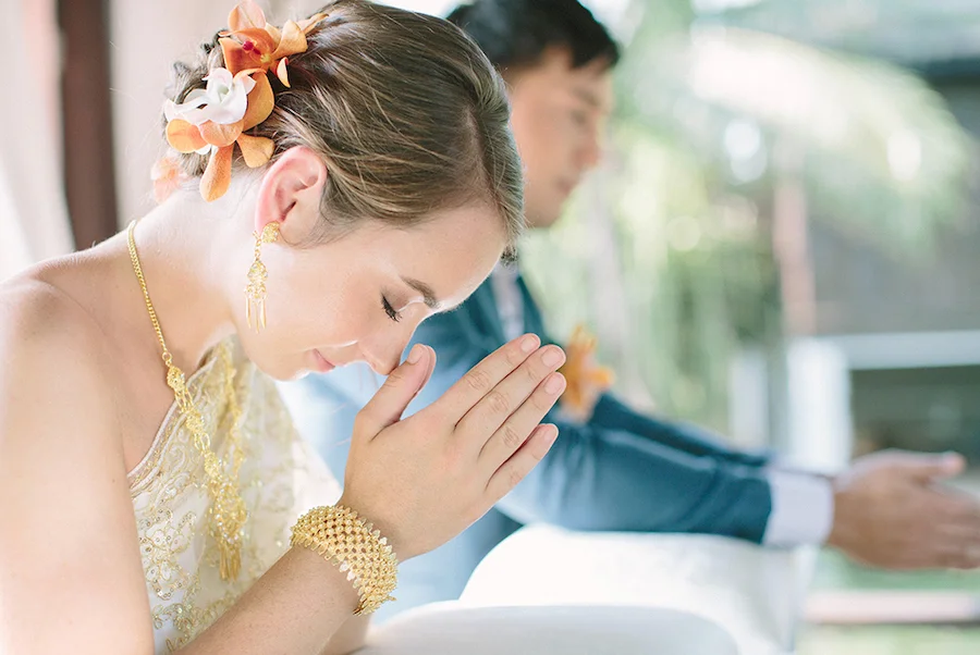 saya-photography-traditional-thai-ceremony-wedding-anantara-resort-27.jpg