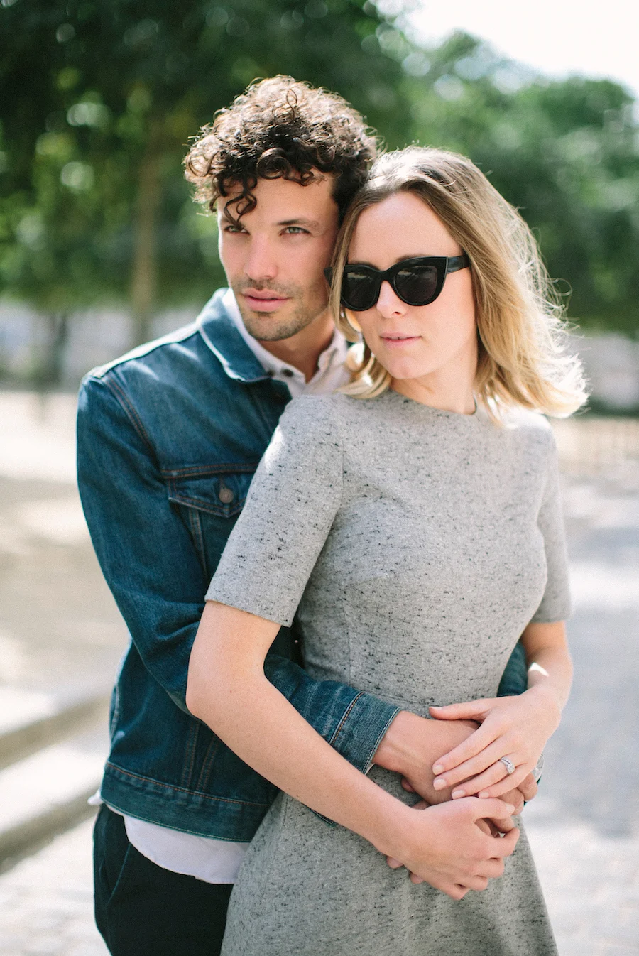 saya-photography-pre-wedding-couple-engagement-paris-ile-saint-louis-19.jpg