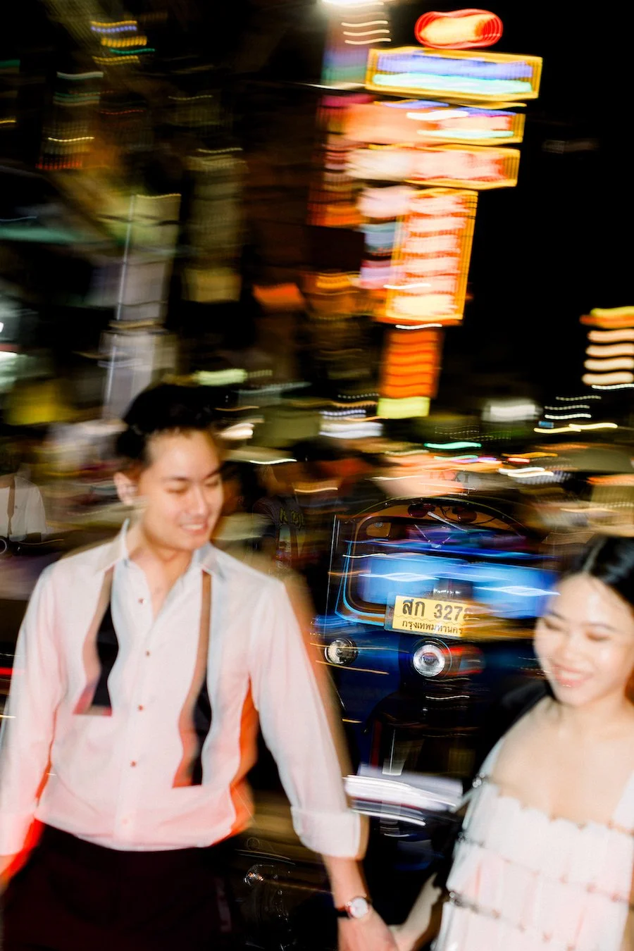saya-photography-bam-tua-couple-session-bangkok-night-chinatown-201.jpg