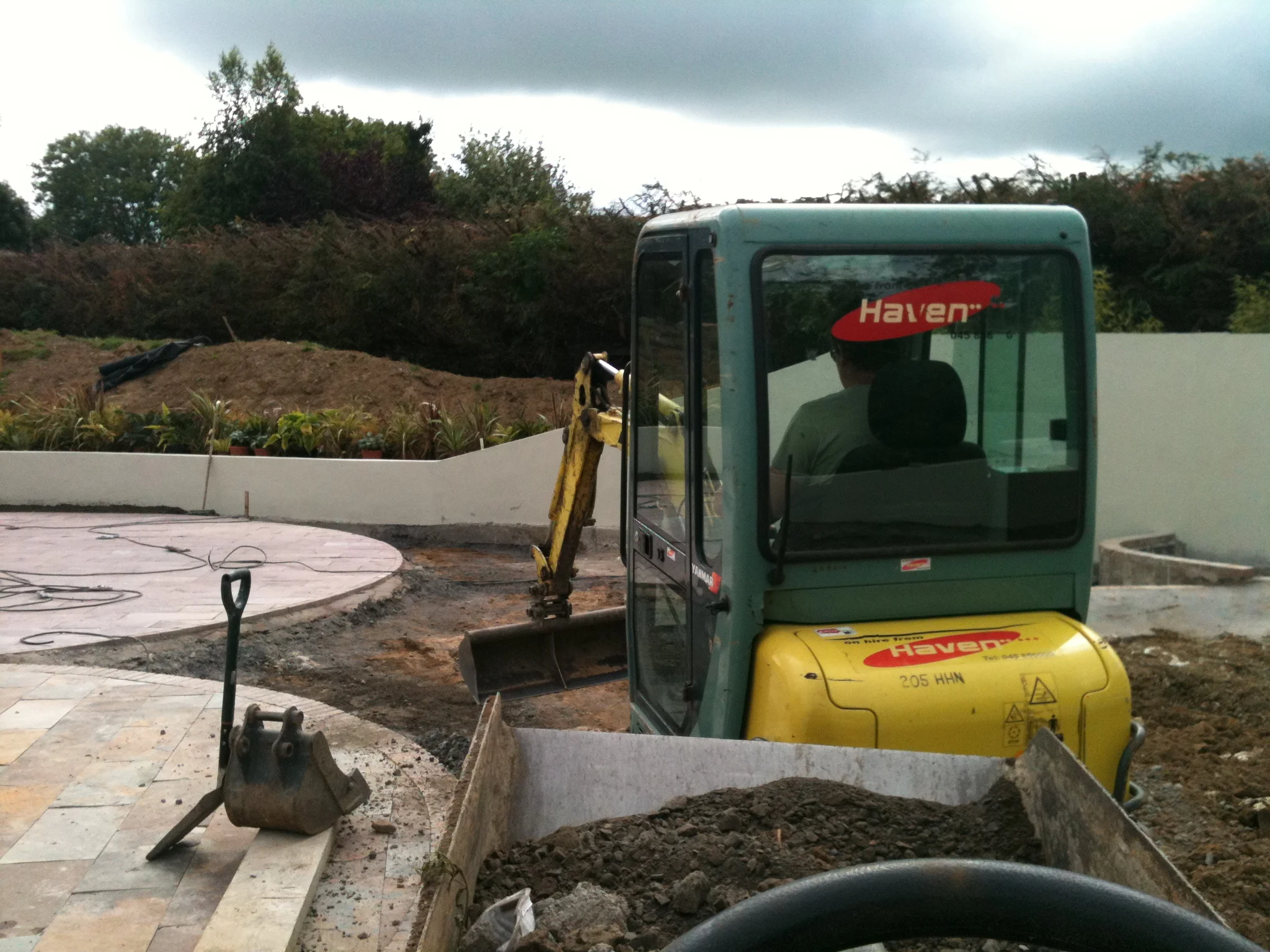 Digger and dumper.JPG