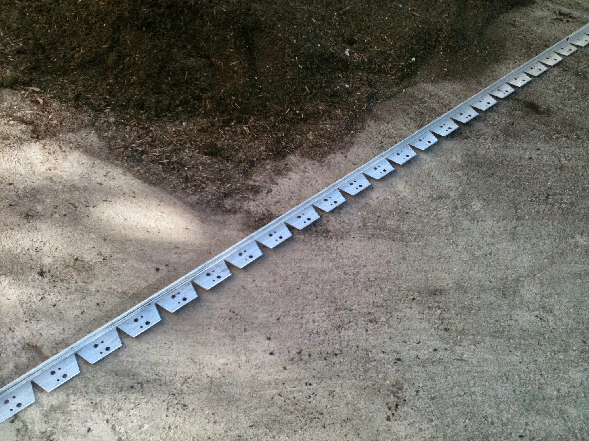 edging for resin bonded surface.JPG
